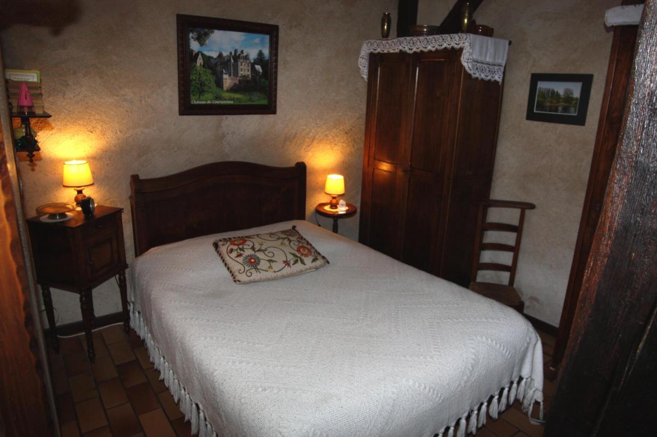 La Marechalerie Bed & Breakfast Monthodon Exterior photo
